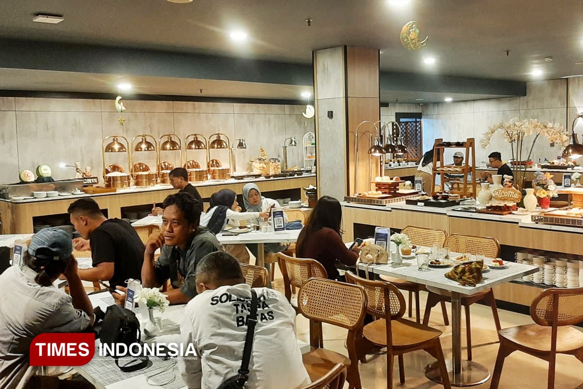 Cuma Rp99 Ribu, Nikmati Bukber Mewah All You Can Eat di Aston Inn Rembang